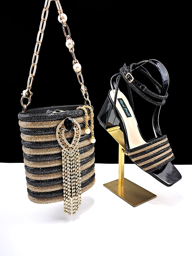 Wedding Vendor - Heiß begehrte Damen-Sandalen und -Taschen im