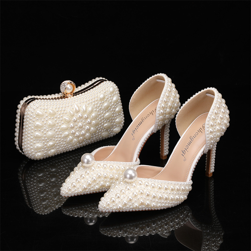 Taschen- und Schuh-Set für Dam – Wedding Vendor Bewertung und Preis